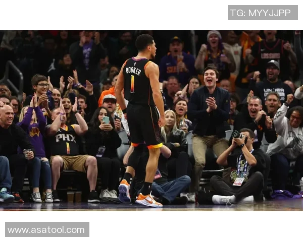 德文布克如何在NBA赛场上展现超凡实力与领导才能