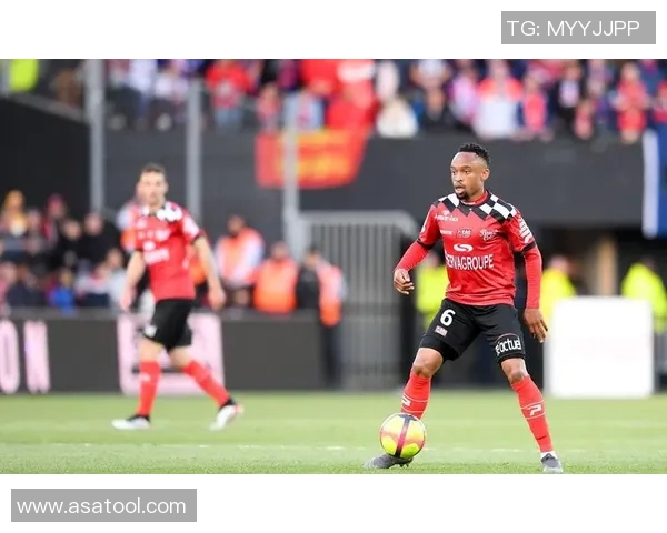 洛里昂与甘冈对决前瞻分析双方实力与战术对比 洛里昂与甘冈对决前瞻分析双方实力与战术对比