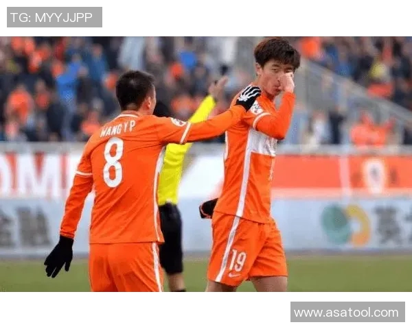 鲁能亚冠对阵印度球队精彩视频回顾与赛后分析