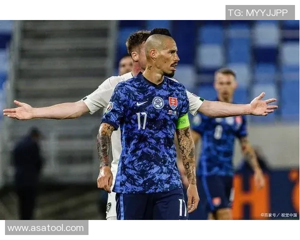 沙姆洛克与布雷的精彩对决揭示足球战术与团队协作的完美结合